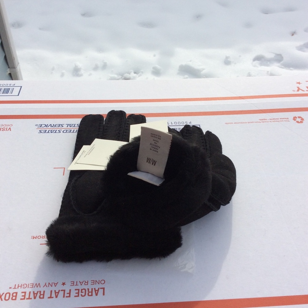 Ugg Carter gloves - Picture 5 of 5